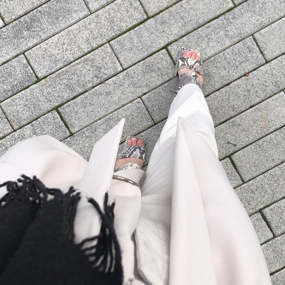 Meet your Posher, Sam